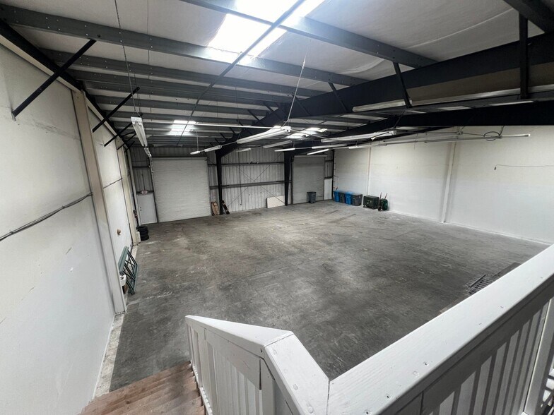 More Photos Of 69-79 3rd St, Eureka Warehouse For Lease