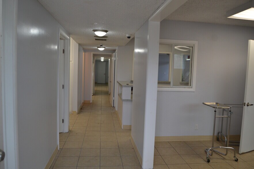 More Photos Of 1384 N Waterman Ave, San Bernardino Office For Lease