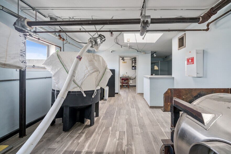 More Photos Of 1326 9th Ave, San Francisco Restaurant For Sale