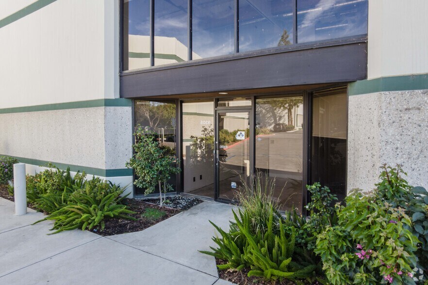 More Photos Of 9301-9325 Eton Ave, Chatsworth Unknown For Lease