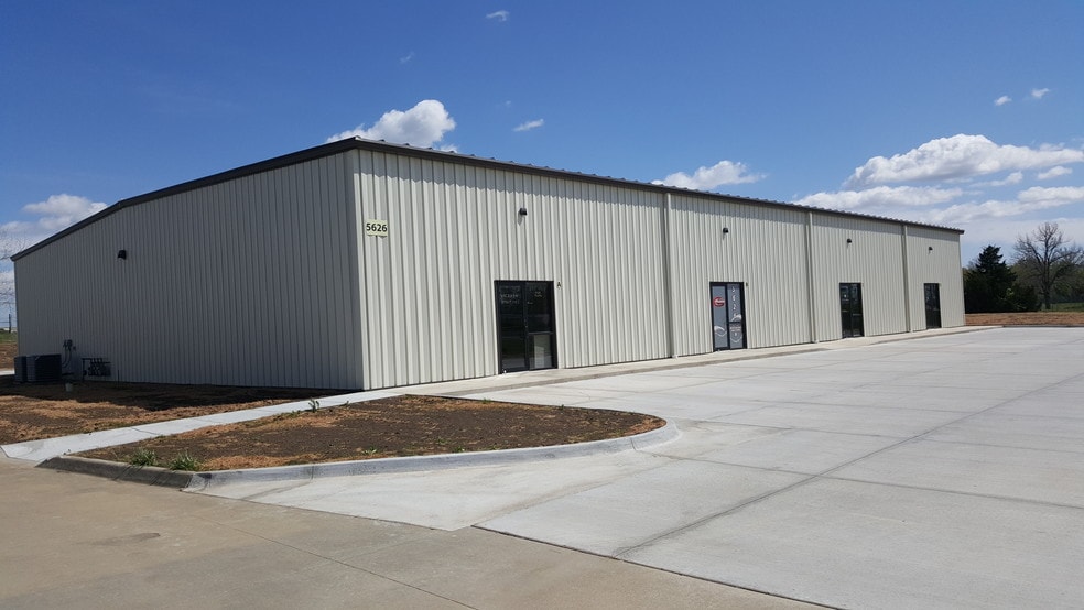 More Photos Of 5604 SW Topeka Blvd, Topeka Unknown For Lease