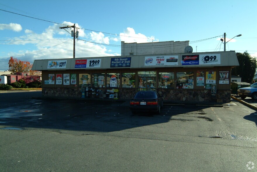 More Photos Of 1212 4th St, Marysville Convenience Store For Sale