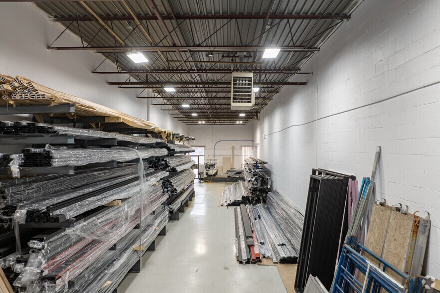 More Photos Of 7720 Kimbel St, Mississauga Warehouse For Lease