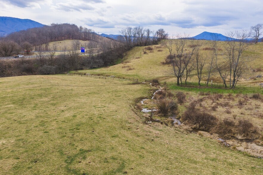 More Photos Of 230 Barn Ave, North Tazewell Land For Sale