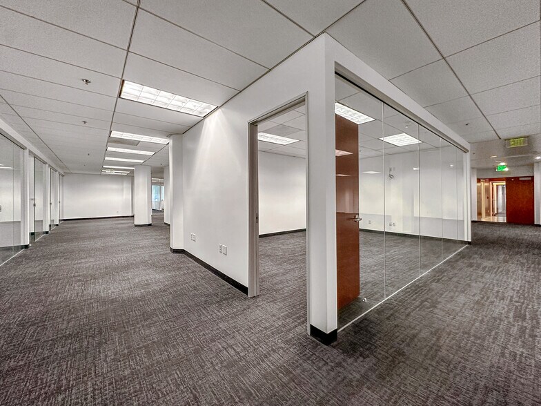 More Photos Of 1100 S Flower St, Los Angeles Office For Lease