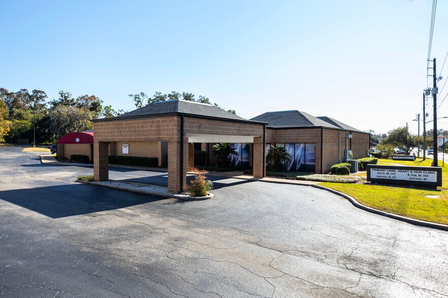 More Photos Of 1805 SE Lake Weir Ave, Ocala Medical For Sale