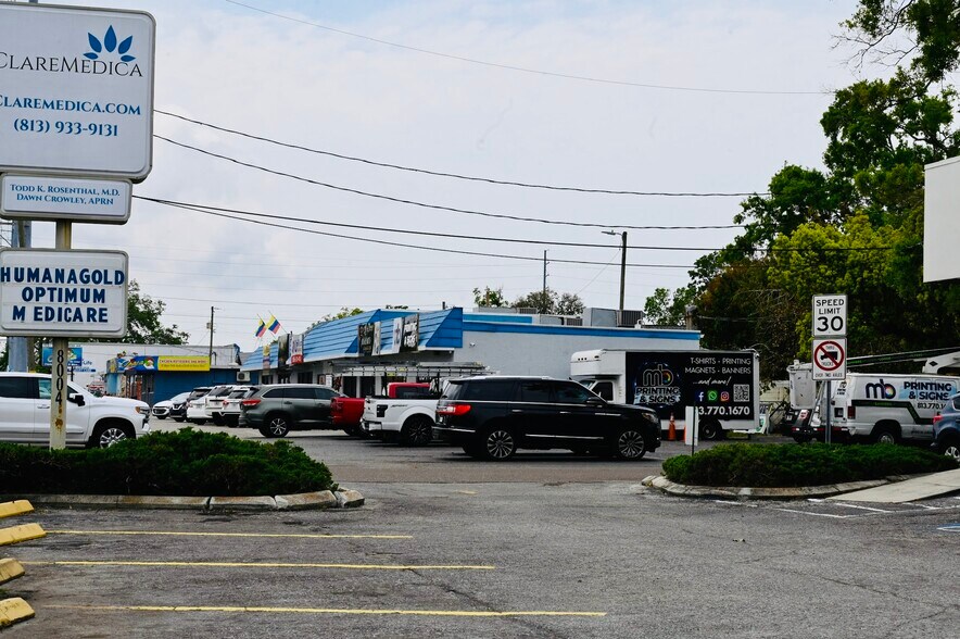 More Photos Of 8000-8004 N Armenia Ave, Tampa Medical For Lease