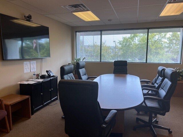 More Photos Of 3701 S Osprey Ave, Sarasota Office For Lease