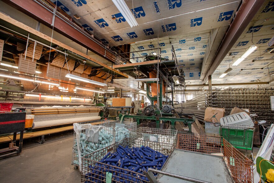 More Photos Of 201 W Lincoln Hwy, Penndel Manufacturing For Sale