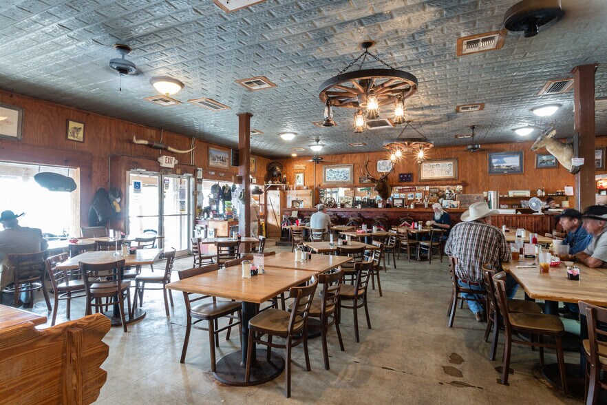 More Photos Of 311 Main St, Bandera Restaurant For Sale