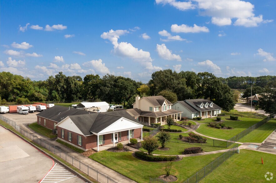 More Photos Of 14504 North Fwy, Houston Office For Sale