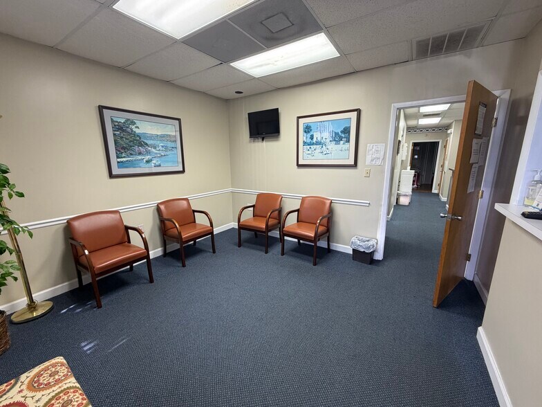 More Photos Of 1831 N Belcher Rd, Clearwater Medical For Lease