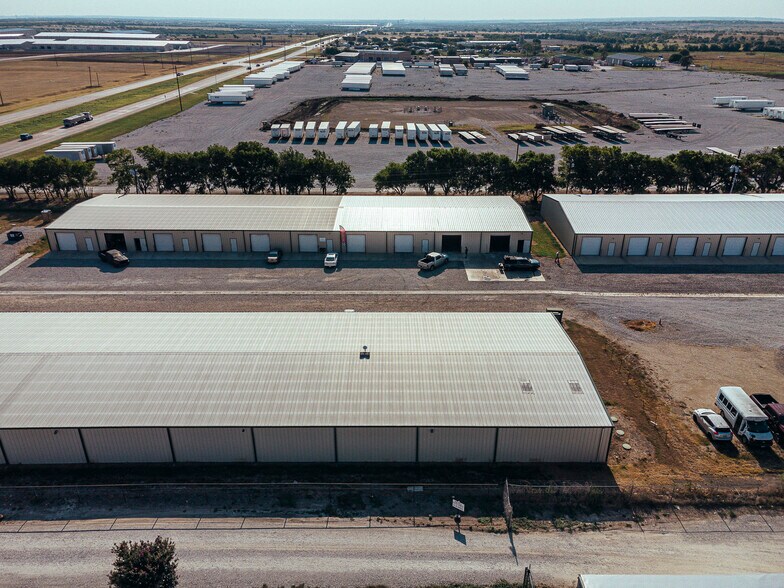 More Photos Of 5894 E State Highway 114, Haslet Unknown For Lease