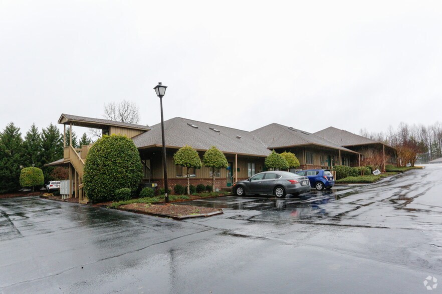Primary Photo Of 4371 Charlotte Hwy, Clover Office For Sale
