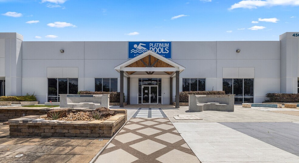 Primary Photo Of 4500 Blalock Rd, Houston Flex For Sale