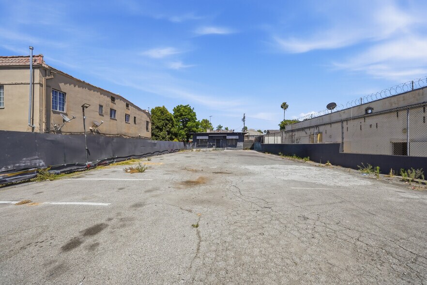 More Photos Of 1664 S Western Ave, Los Angeles Land For Sale