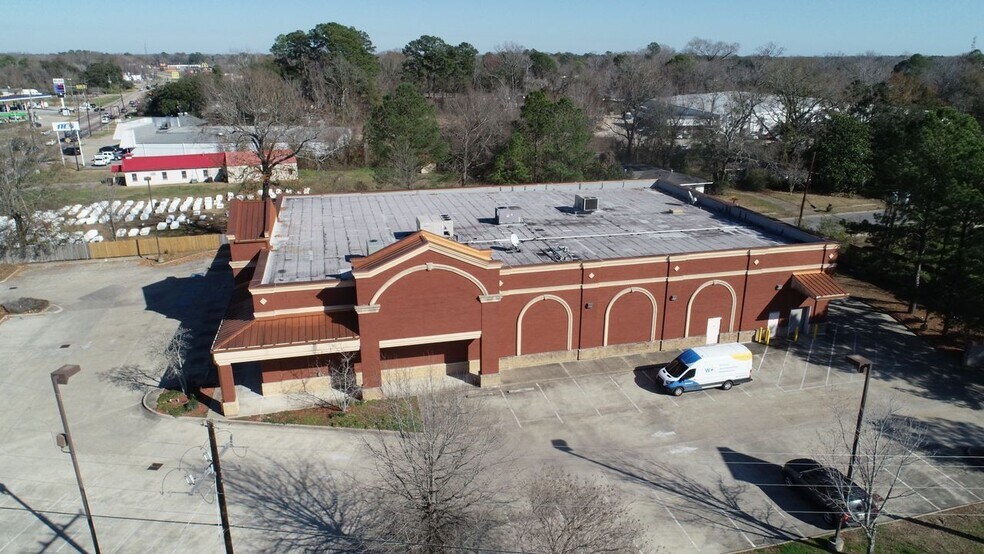 More Photos Of 9006 Greenwell Springs Rd, Baton Rouge Drugstore For Sale