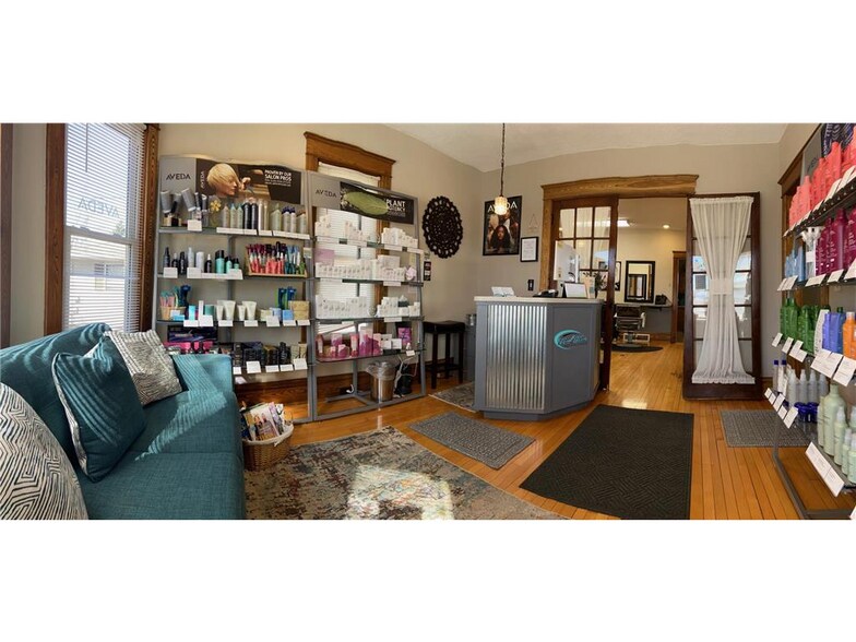 More Photos Of 1017 1st Ave NE, Little Falls Freestanding For Sale