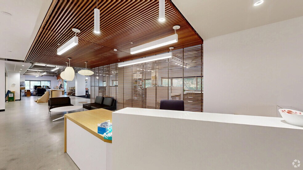 More Photos Of 2815 2nd Ave, Seattle Office For Sale