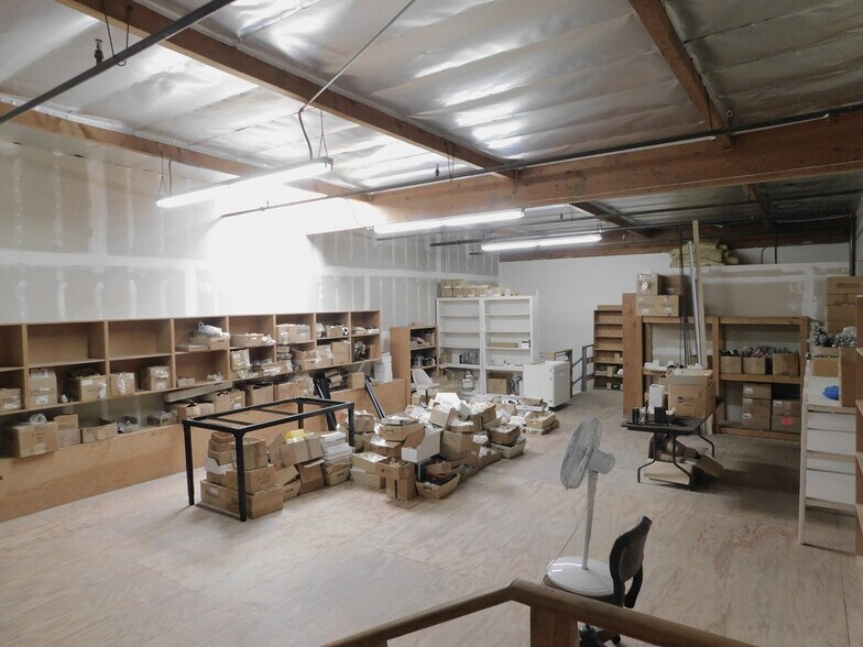 More Photos Of 4125 Market St, Ventura Light Manufacturing For Sale