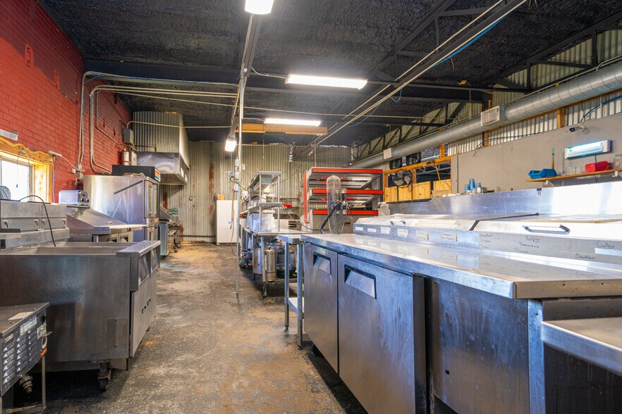 More Photos Of 367 State Highway 155 N, Gilmer Bar For Sale
