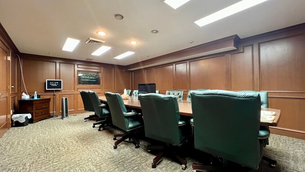 More Photos Of 2604 Sunnyside Dr, Cadillac Medical For Sale