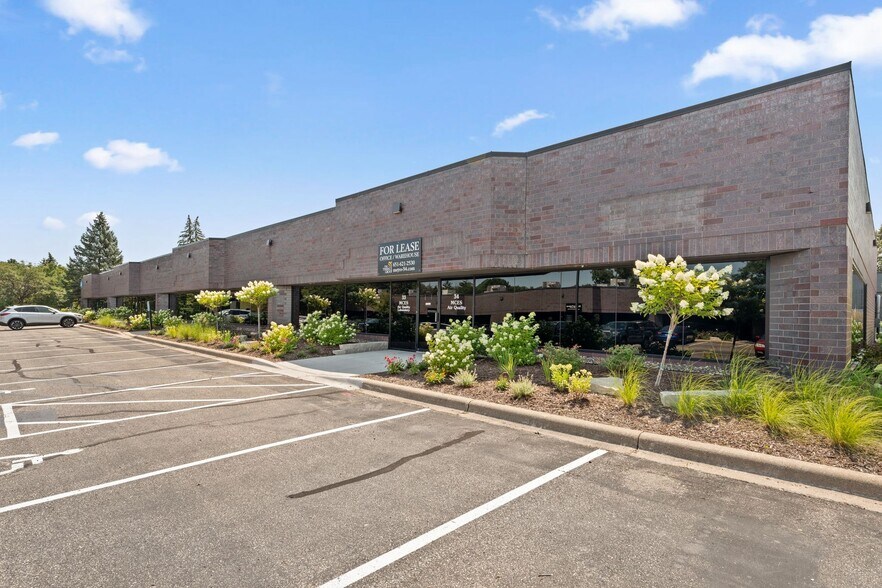 More Photos Of 425 Etna St, Saint Paul Light Manufacturing For Lease