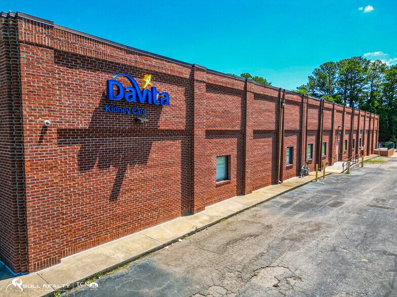 More Photos Of , Jonesboro General Retail For Sale