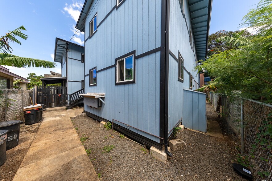 More Photos Of 815 Lopez Ln, Honolulu Apartments For Sale