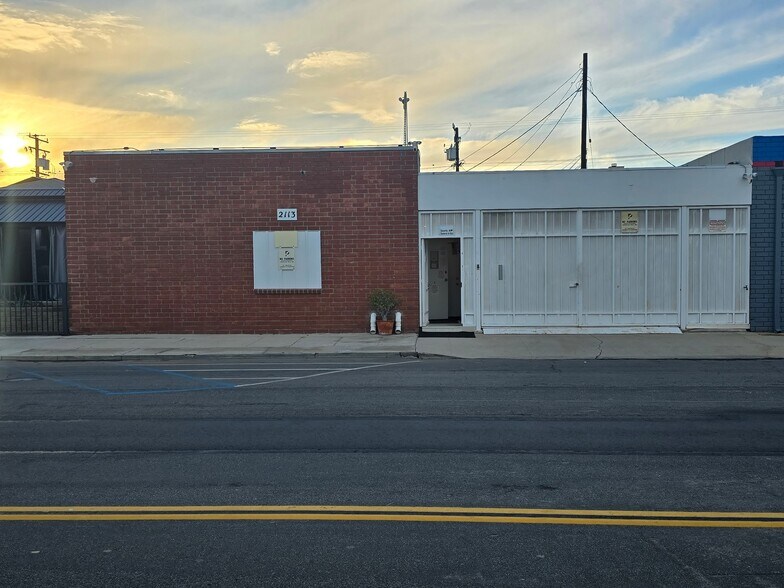 Primary Photo Of 2113 Border Ave, Torrance Flex For Sale