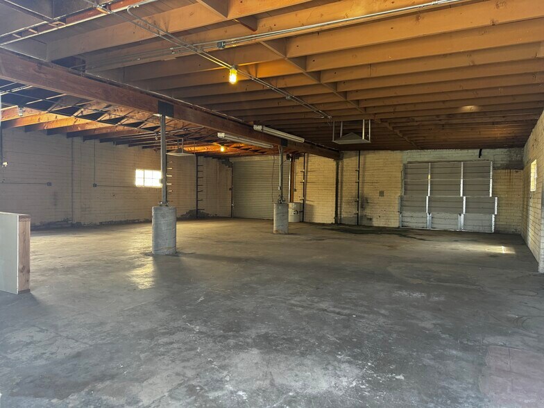 More Photos Of 3826-3830 E 37th St, Tucson Warehouse For Sale