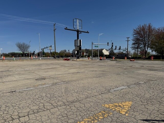 More Photos Of 2625 Rock Creek Blvd, Joliet Fast Food For Sale
