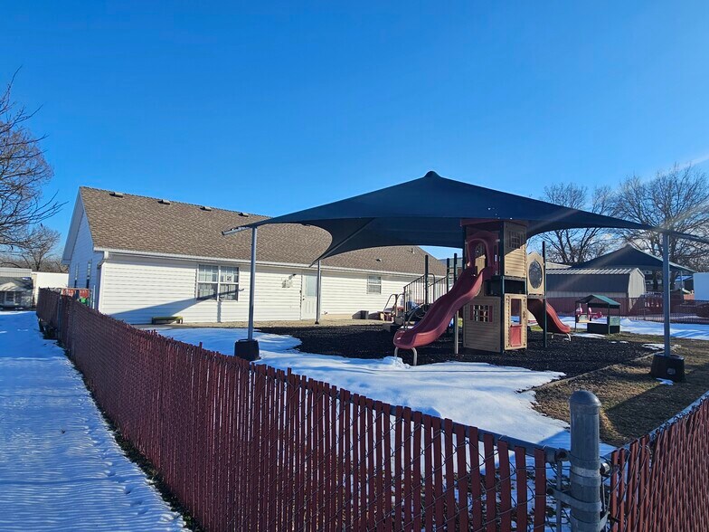 More Photos Of 210 E Fields Blvd, El Dorado Springs Schools For Sale