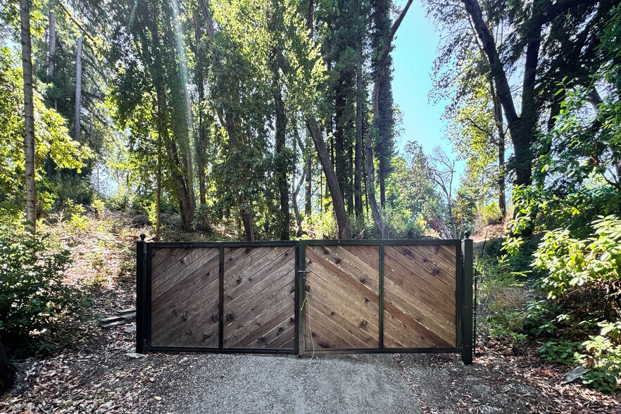 More Photos Of 1200 Roberts Rd, Ben Lomond Land For Sale