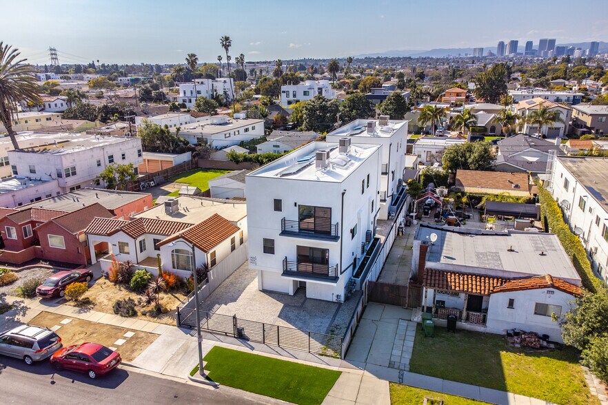 More Photos Of 1923 Carmona Ave, Los Angeles Multifamily For Sale