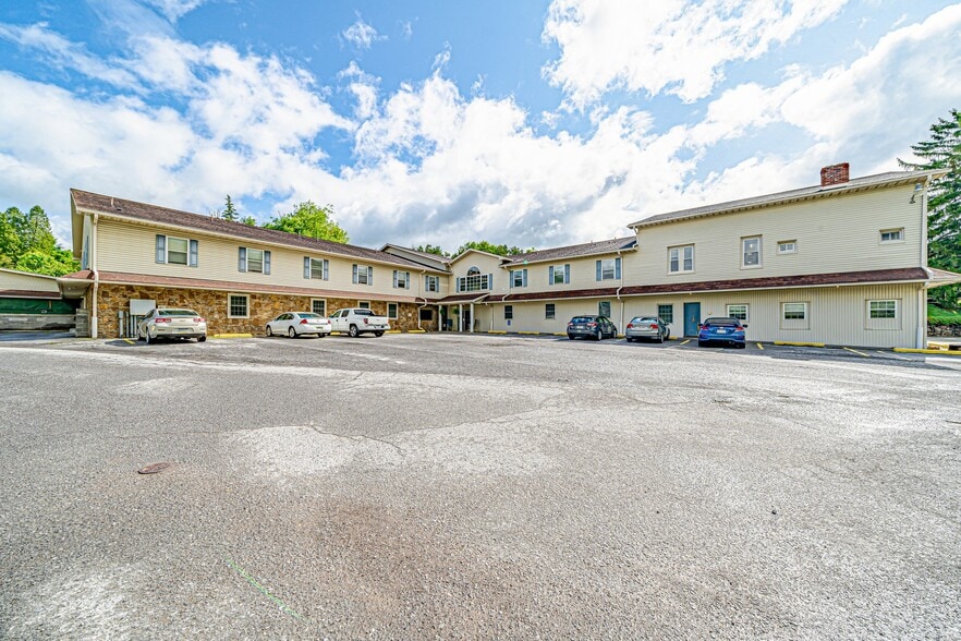 More Photos Of 170 Phillips St, Jerome Congregate Senior Housing For Sale