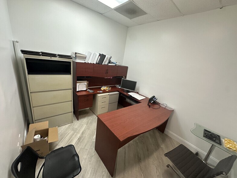 More Photos Of 30200-30394 Old Dixie Hwy, Homestead Unknown For Lease