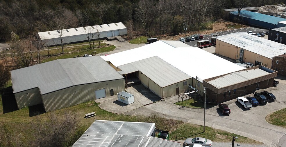 More Photos Of 335 Industrial Dr, Mount Juliet Warehouse For Lease