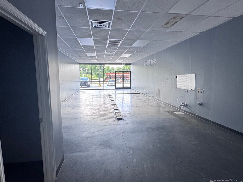 More Photos Of 2710a Gentry Memorial Hwy, Pickens Unknown For Lease