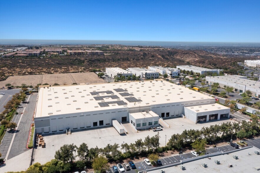 More Photos Of 6060 Business Center Ct, San Diego Distribution For Lease