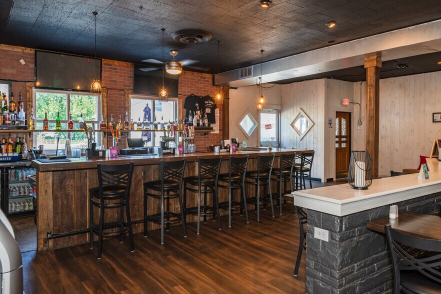 More Photos Of 108-111 W Main St, Medway Restaurant For Sale