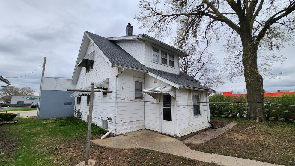 More Photos Of 1110 W Oakland Ave, Austin Apartments For Sale