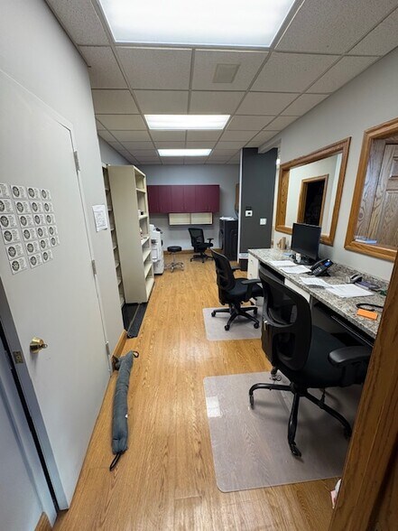 More Photos Of 6490 Main St, Buffalo Office For Sale