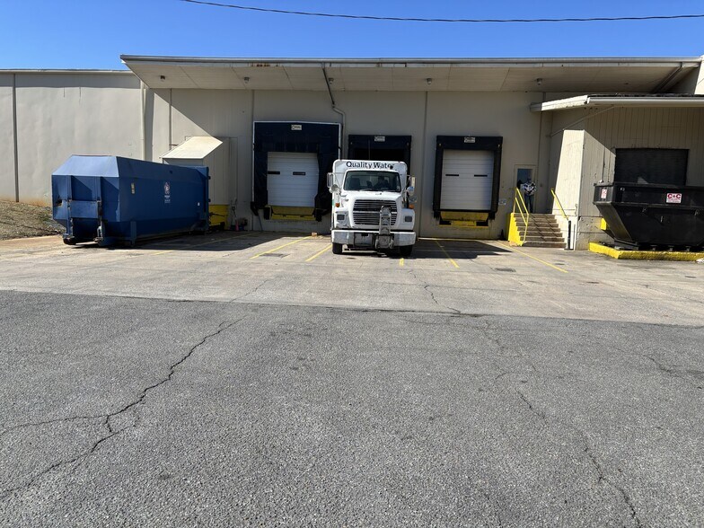 More Photos Of 1100 Airport Road, Shelby Manufacturing For Lease