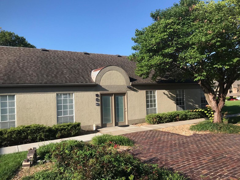 Primary Photo Of 501-503 N Mur Len Rd, Olathe Medical For Lease