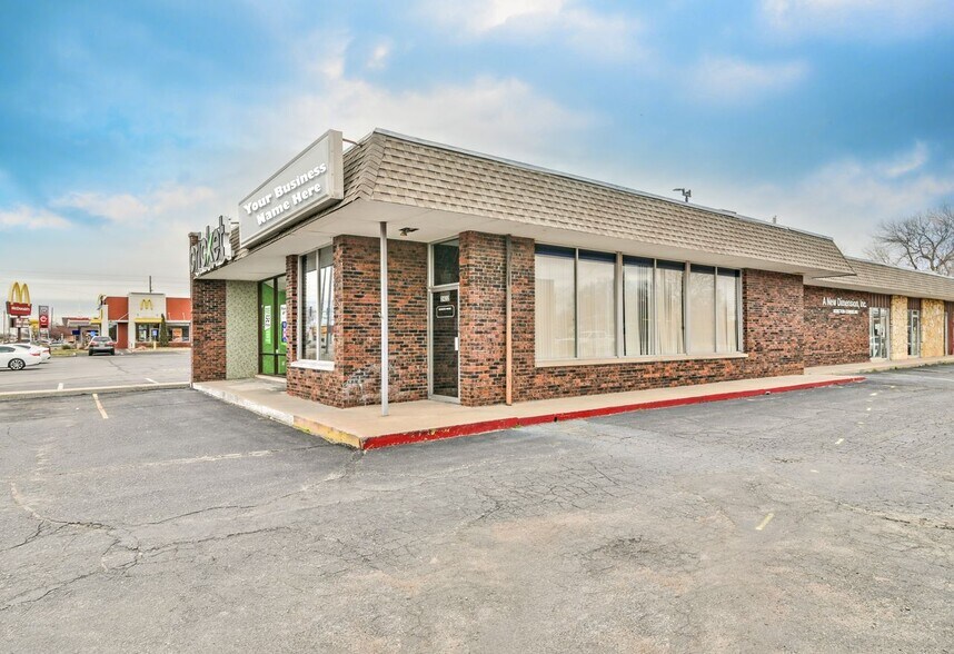 More Photos Of 2420 S Seneca St, Wichita Freestanding For Lease