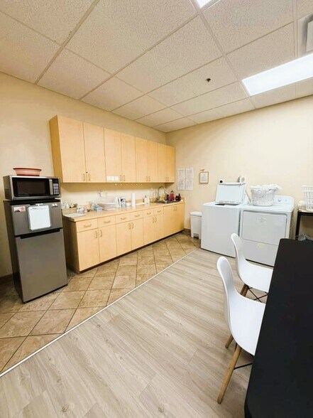 More Photos Of 1757 E Baseline Rd, Gilbert Medical For Lease