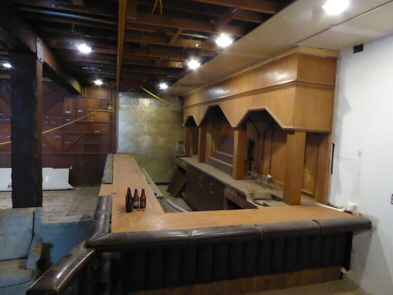 More Photos Of 35880 Highway 41, Coarsegold Restaurant For Sale