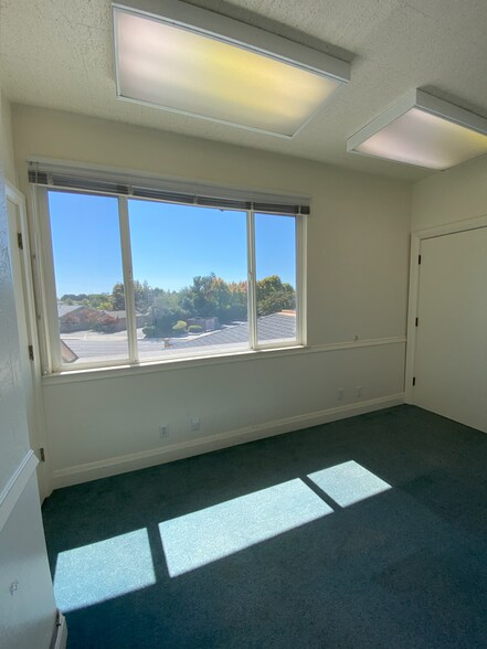 More Photos Of 9029 Soquel Ave, Santa Cruz Medical For Lease