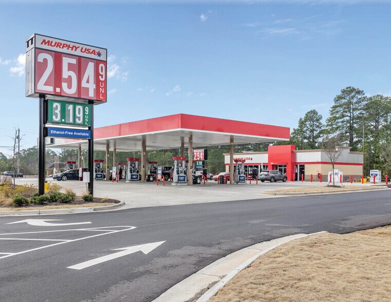 Primary Photo Of 5709 Bragg Blvd, Fayetteville Service Station For Sale